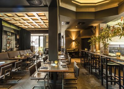 Incatro Bistrobar Indonesia The Gin Sum Club AR Twall AR Tpanel AR Tcurtain 1