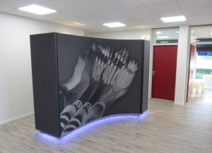 1 artwall tegen bestaand holle wand kastmeubel 300x217