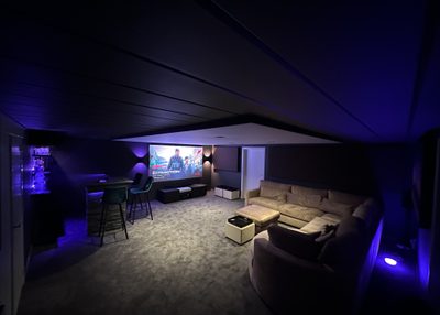 Incatro woonhuis thuisbioscoop home cinema 1