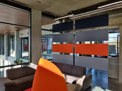 Incatro Room Acoustics AR Tbreeze hangend akoestisch bureauscherm 23