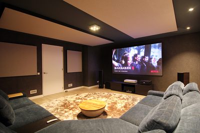 Incatro Fam Thomassen thuisbioscoop AR Twall89 AR Tpanel89 AR Tceiling 5 web