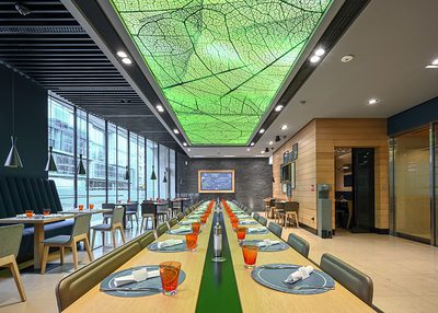 Incatro Bureau Moderne banque de Luxembourg AR Tceiling LED 3