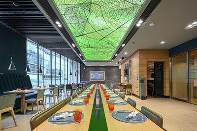Incatro Bureau Moderne banque de Luxembourg AR Tceiling LED 3